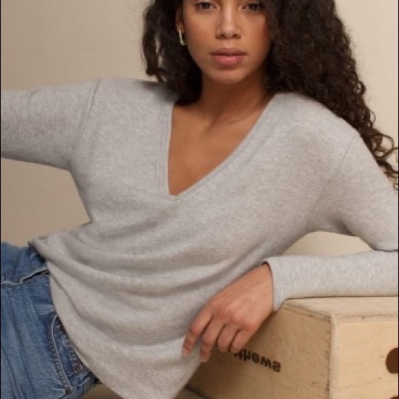 NWT Reformation Gen Knit Top Heather Grey - Picture 2 of 2